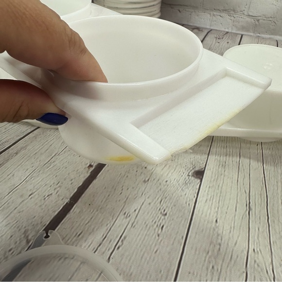 vintage tupperware planter tray/ condiment tray with seals food prep entertain - Picture 7 of 12